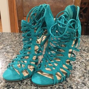 Green sandal high heels with ankle straps